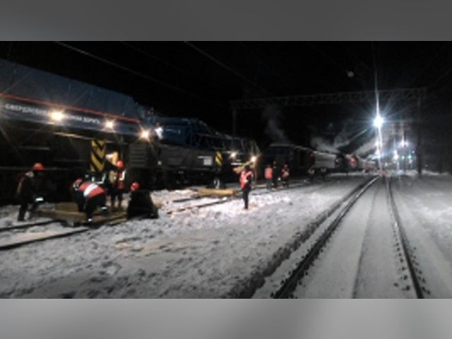 В Перми СК начал проверку по факту схода с рельсов 14 вагонов грузового поезда в Чайковском