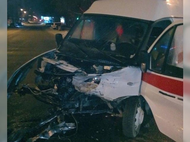В больнице Перми умерла пострадавшая в ДТП со скорой 19-летняя девушка