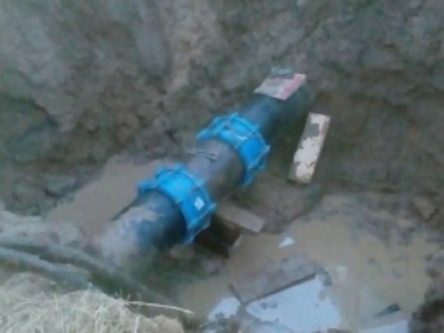 В Лысьве из-за аварии на водоводе 11 жилых домов остались без воды