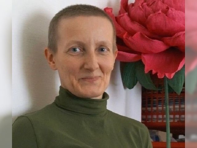 Мама с четырьмя детьми из Пермского края не впала в панику, узнав о раке. Женщина живет полноценной жизнью и помогает другим