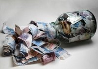 Банкиры простили россиянам долгов на 113,2 млрд. рублей