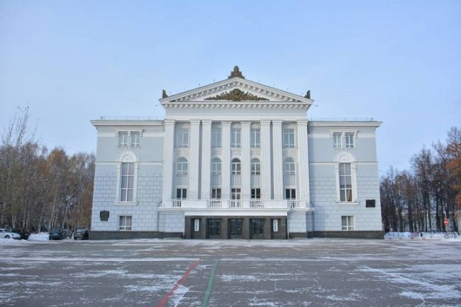 «Зеркало» для Пермского театра оперы и балета
