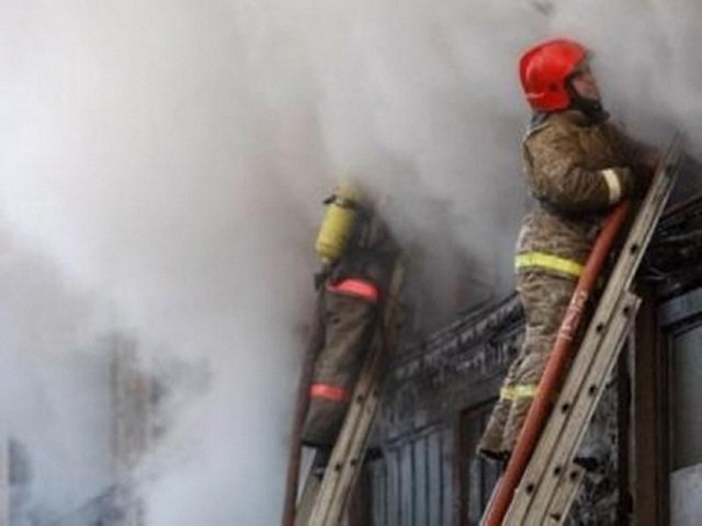 Пермяк вынес из горящего дома сыновей