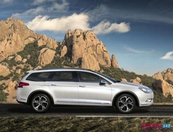 Новый универсал от Citroen – уже в России