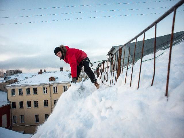 В Перми 2 марта два мужчины упали с крыш