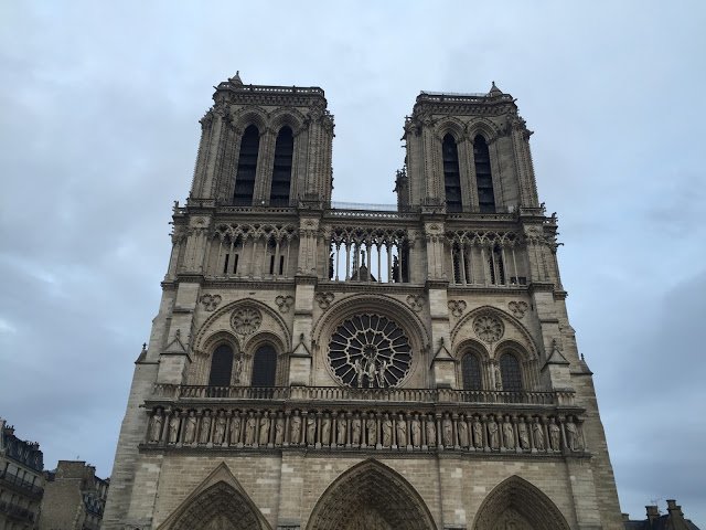 Правда ли, что крыша Нотр-Дам-де-Пари была покрыта железом из Лысьвы?