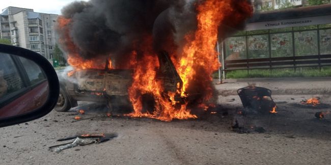 В Перми утром взорвался автомобиль