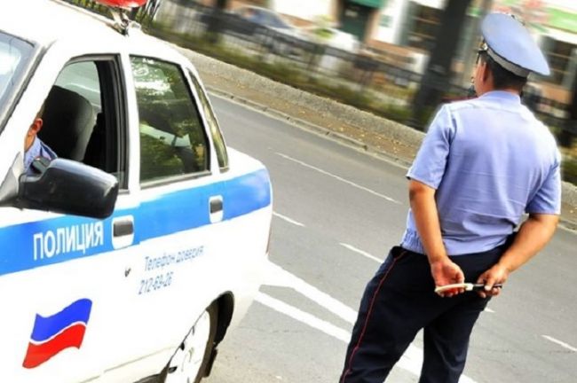 В Перми байкер протаранил патрульный автомобиль ГИБДД