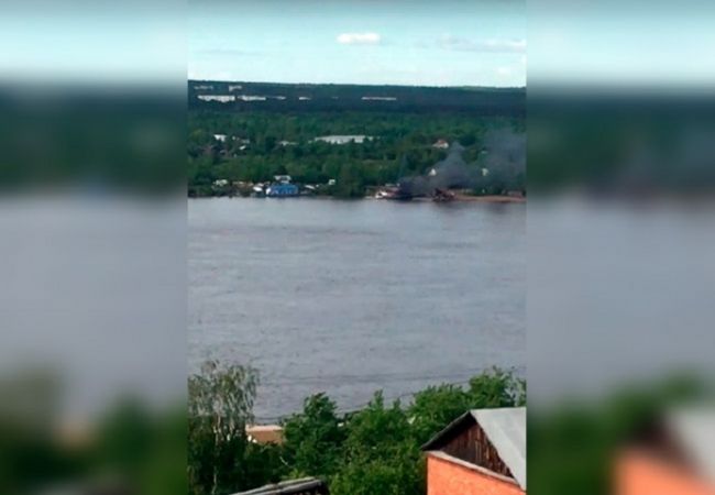 В Перми сгорел теплоход
