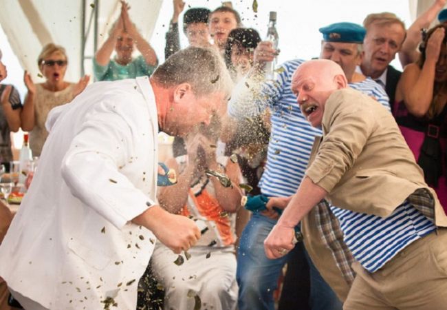 В Прикамье мужчина сломал знакомому челюсть