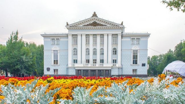 Краевые власти выкупают пермскую мебельную фабрику