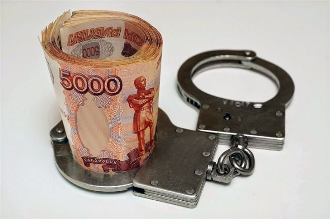 В Губахе бывшего начальника отдела ГИБДД осудили за взятку