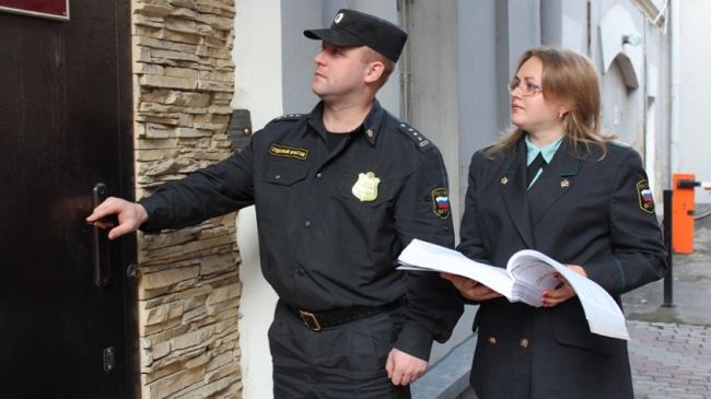 В Кунгуре мужчина устроил в квартире химчистку
