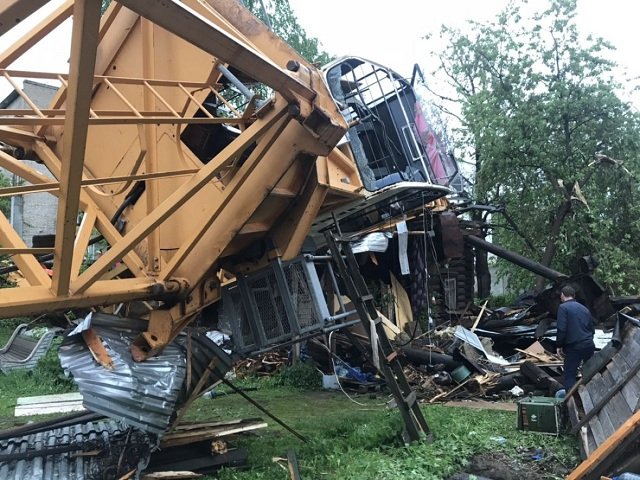 В Перми приостановили демонтаж упавшего крана