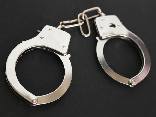 В Пермском крае отец-рецидивист изнасиловал родную дочь