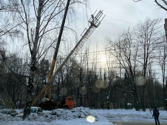 В центре Перми демонтировали вышку сотовой связи