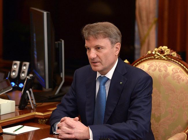 Герман Греф рассказал, когда в России начнется третья волна коронавируса