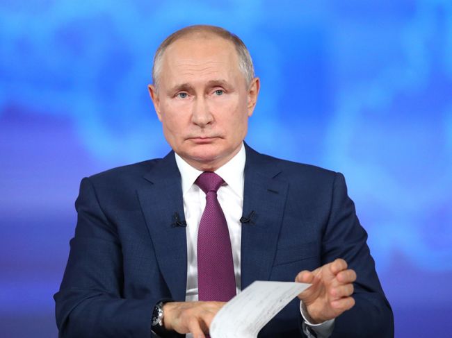 Путин подписал указ о единовременной выплате семьям с детьми