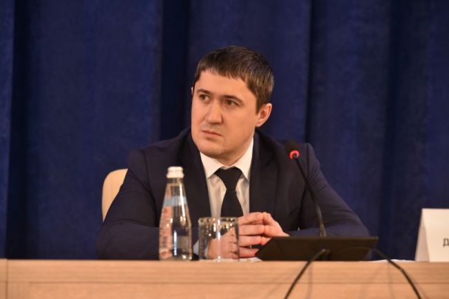 дмитрий махонин