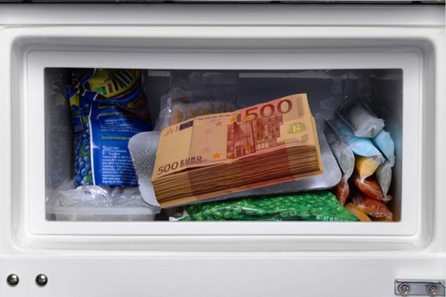 деньги в морозилке