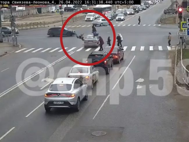 В страшной аварии в Перми погибла 16-летняя девушка