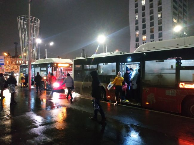 Пермский депутат прокатился на автобусе и раскритиковал его