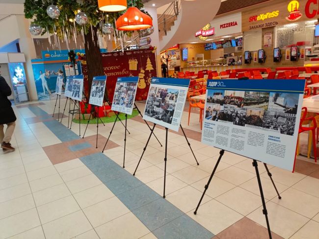 В Перми открылась фотовыставка «30 лет Победы ЛДПР»