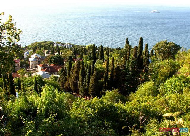 Курорт в Алупке