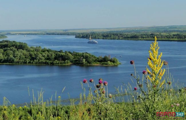 В Прикамье открылась навигация. Экологов тревожит обмеление Камы