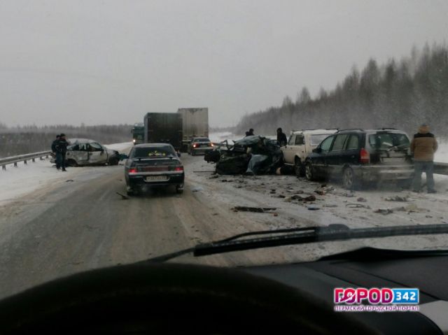 Массовое ДТП под Краснокамском. Один человек погиб, двое пострадали