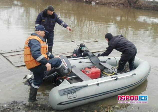 В Прикамье водолазы обнаружили тело трехлетней девочки, пропавшей накануне