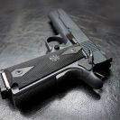 В Перми женщина выстрелила из пистолета в голову таксисту
